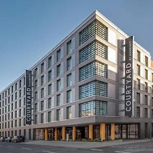 Hotel Courtyard By Marriott, Colónia